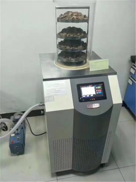 實驗室冷凍干燥機與其他實驗室設備的配套使用有哪些注意事項？